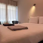 Idyllisch 2Br App Met Patio
