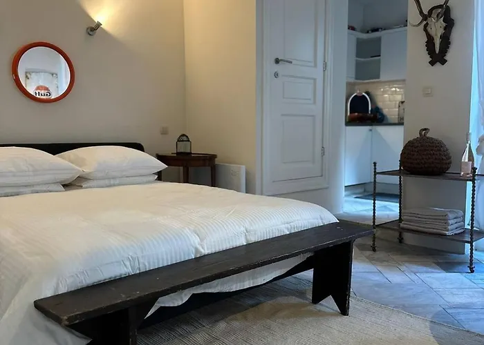Idyllisch 2Br App Met Patio