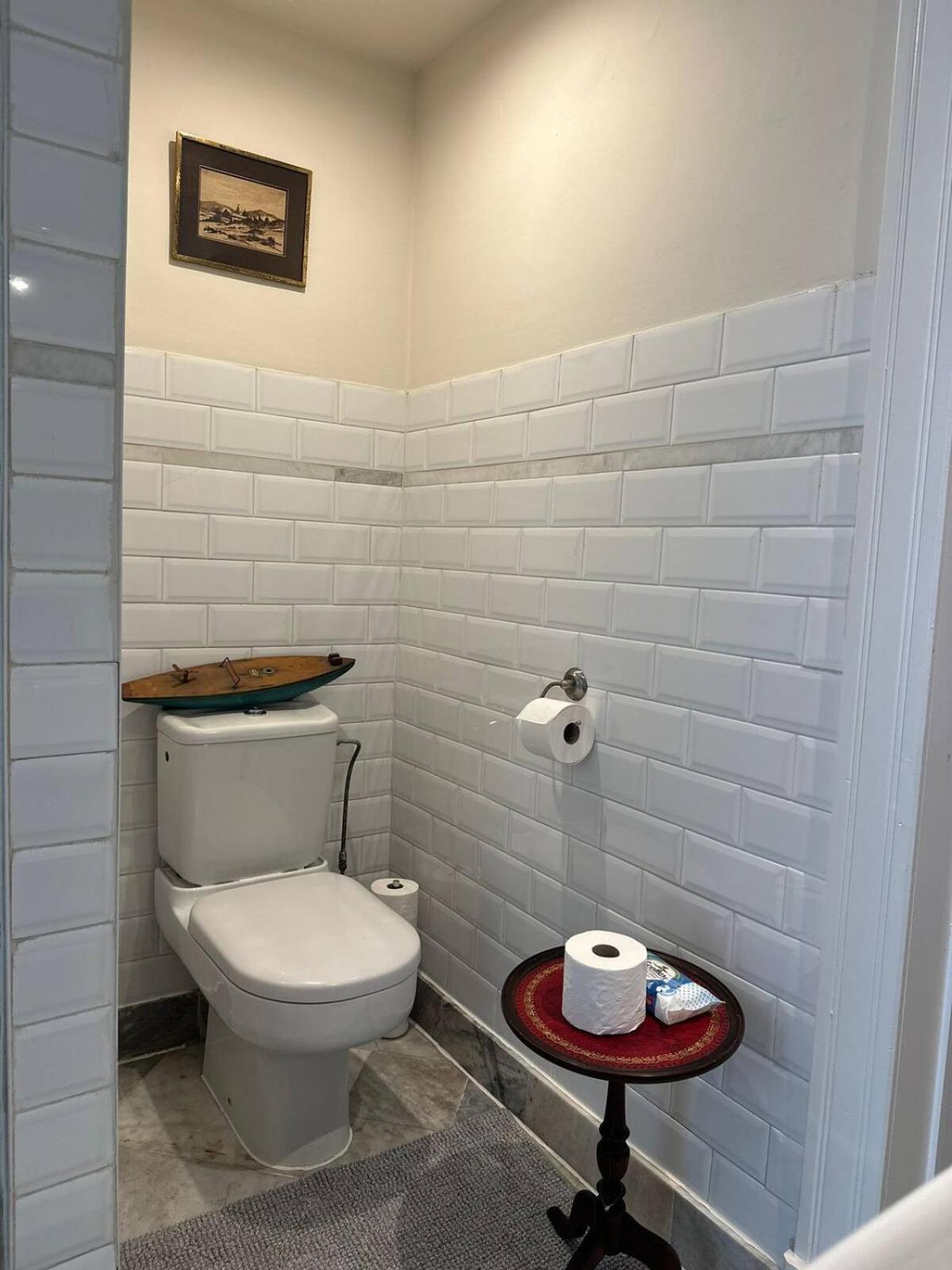 Idyllisch 2br App Met Patio Appartement *